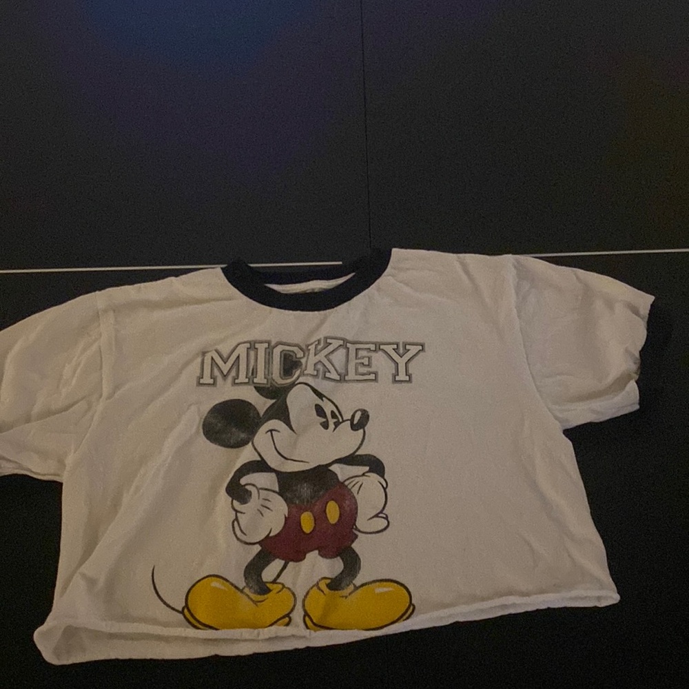 White bearly cropped tee with graphic of Mickey Mouse